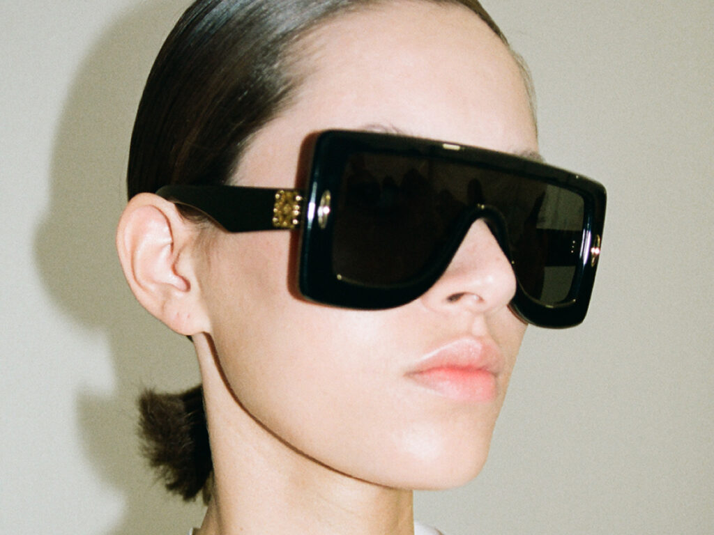 gafas-de-sol-loewe-optica-diagonal-ourense-vigo