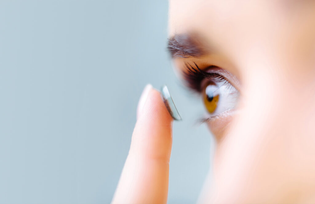 salud-visual-ojo-seco- combatir-sequedad-ocular-lentilla-optica-diagonal-ourense-vigo