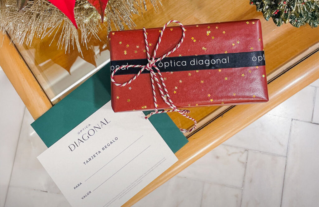 Gafas para Navidad, gafas de sol para regalar, monturas opticas y gafas de sol en optica diagonal ourense y vigo